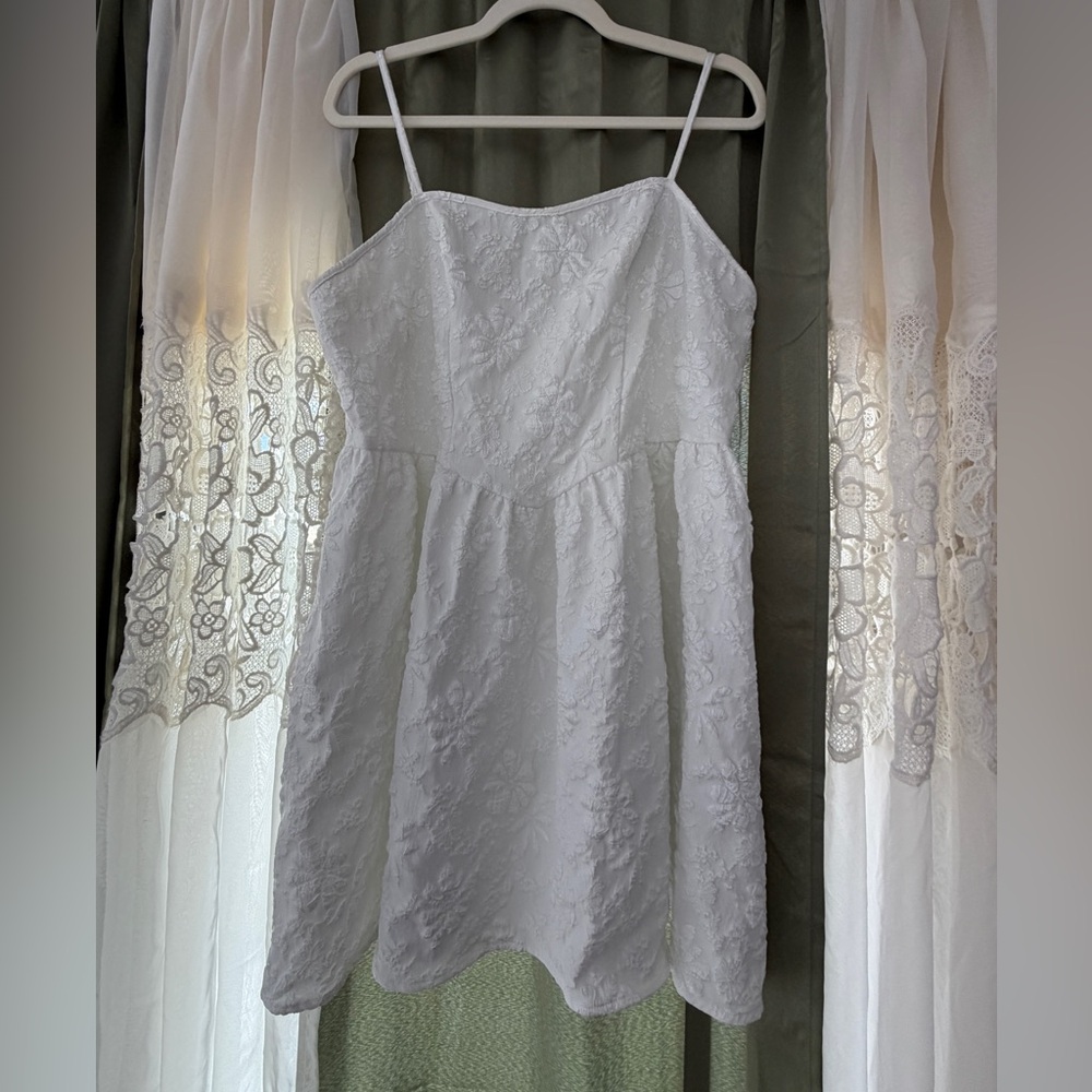 Fairy Boho Cami Blouse Plus Size 1XL White Whimsical Babydoll Delicate Flowers‎